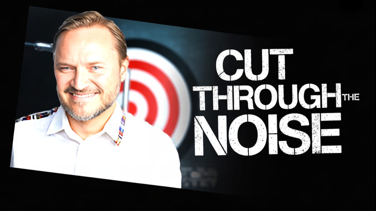 Win Buyer Trust in the Messy Middle – Knack 4 Business with Martin Pietrzak